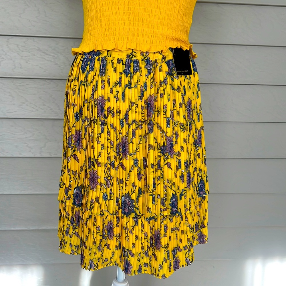 Banana Republic layered skirt NWT